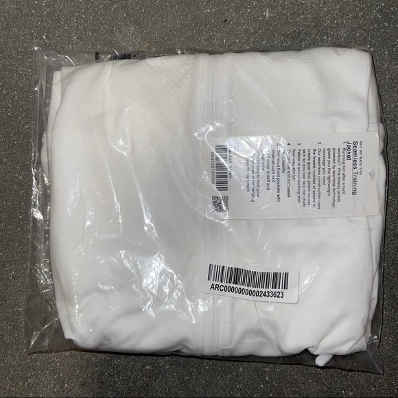 Lululemon Seamless Training Jacket White - Picture 8 of 9